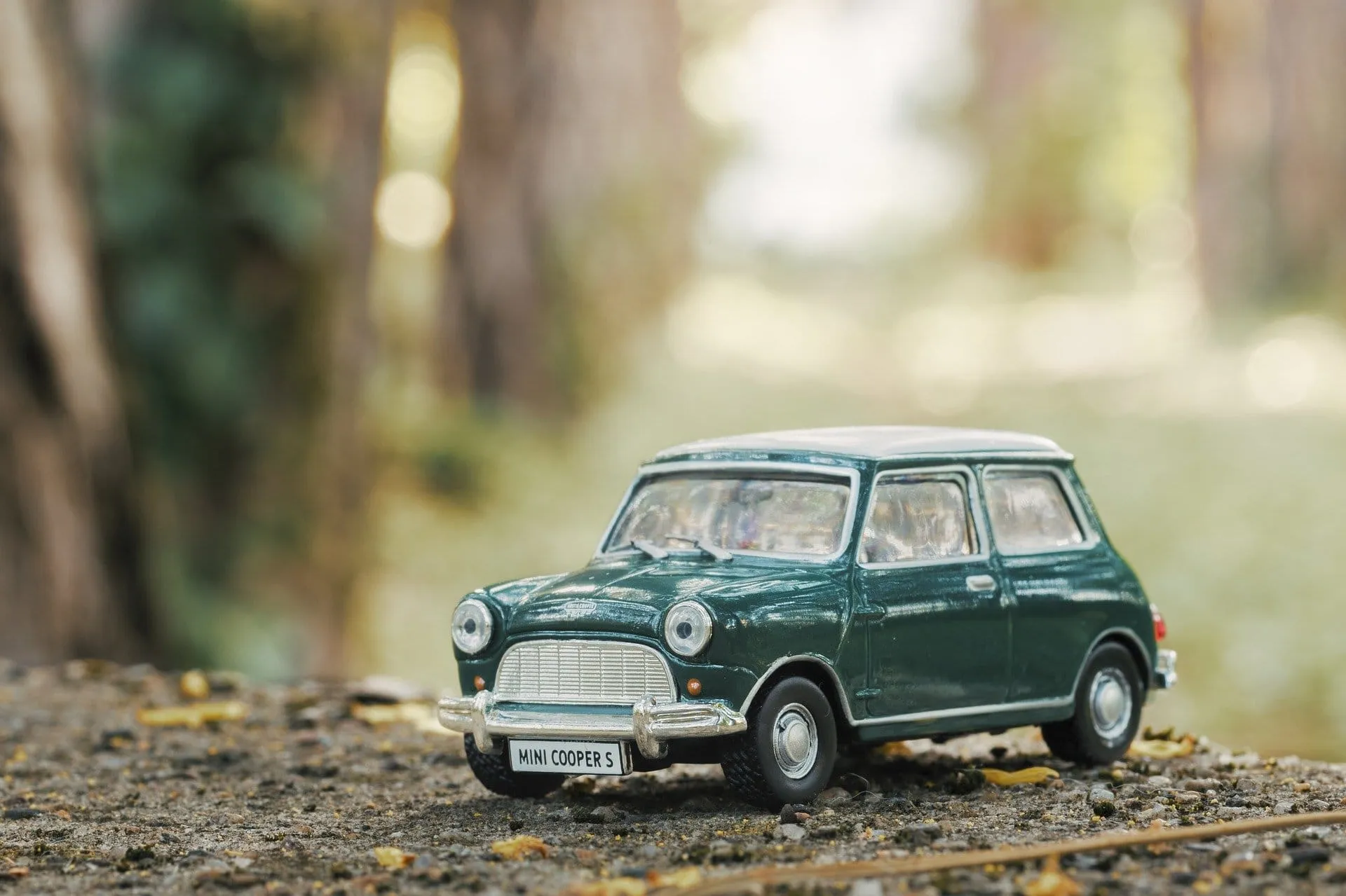 Besplatna provera automobila po broju šasije: šta saznajete pre nego što platite
